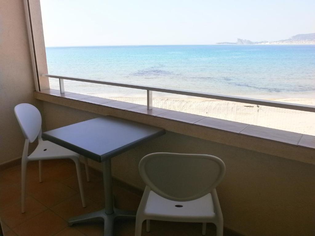 Au Tapis De Sable Hotel Saint-Cyr-sur-Mer Værelse billede
