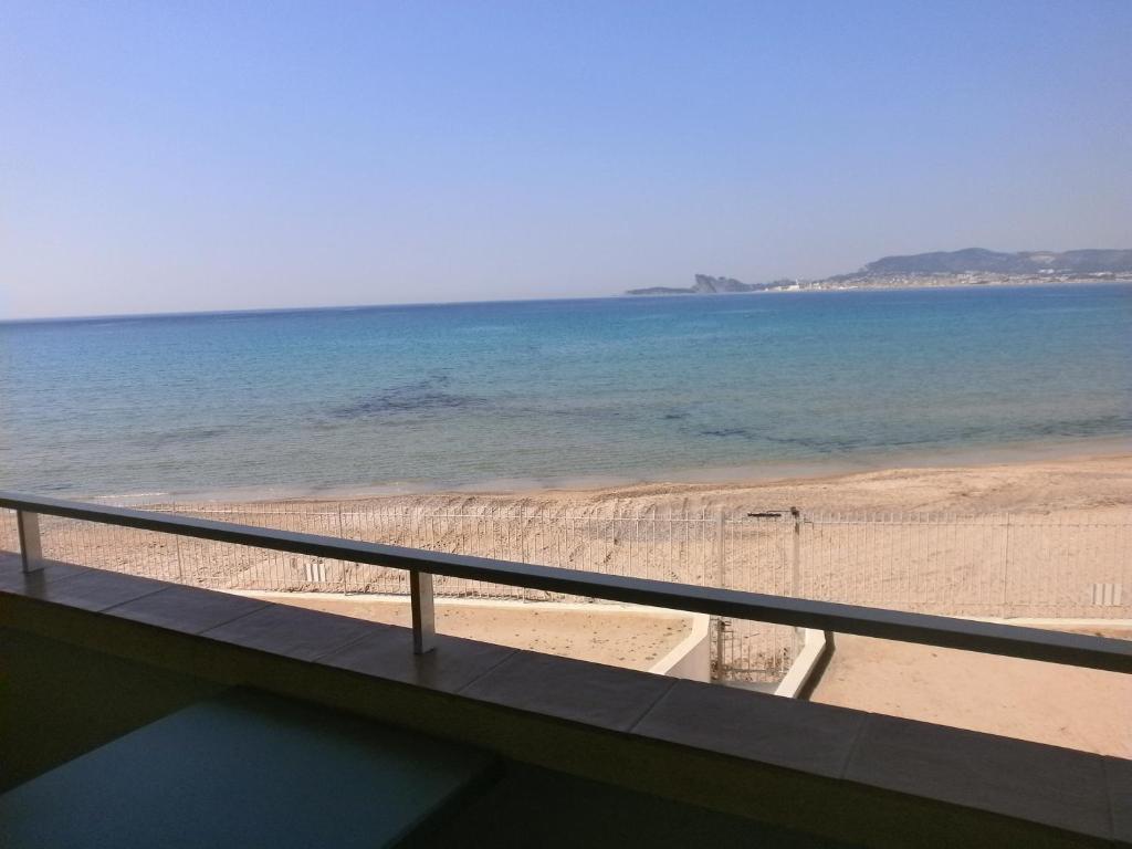 Au Tapis De Sable Hotel Saint-Cyr-sur-Mer Værelse billede